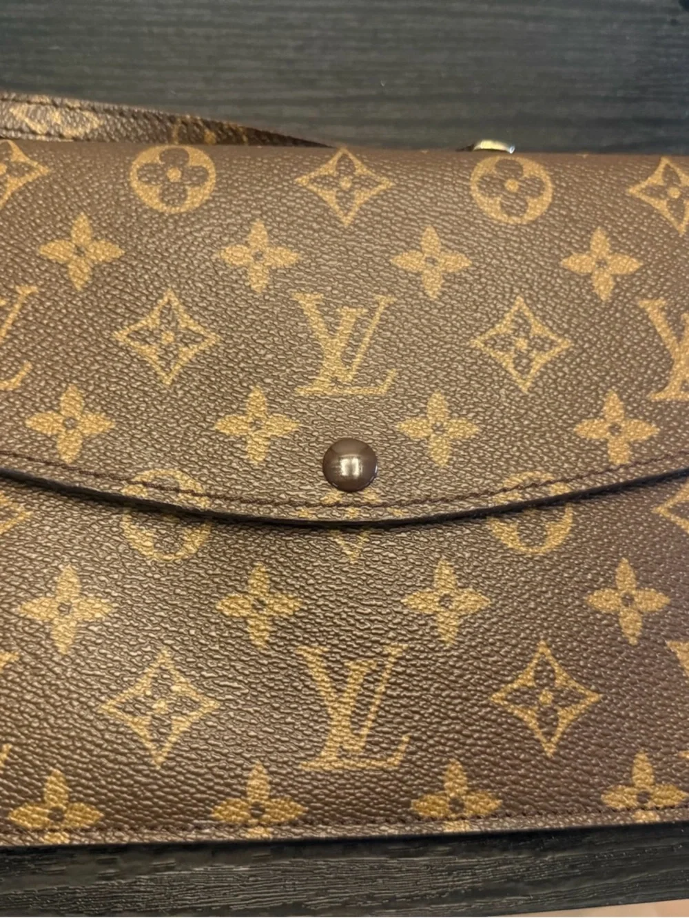 Louis Vuitton Monogram Pochette Double Rabat